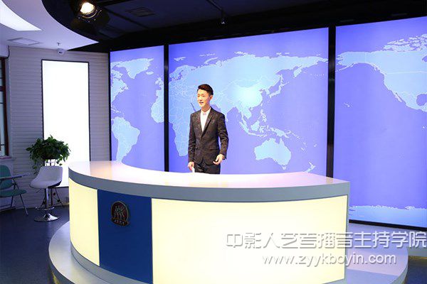 中影人播音主持培訓課堂